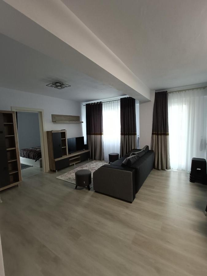גורה הומורולווי Gh Apartments מראה חיצוני תמונה