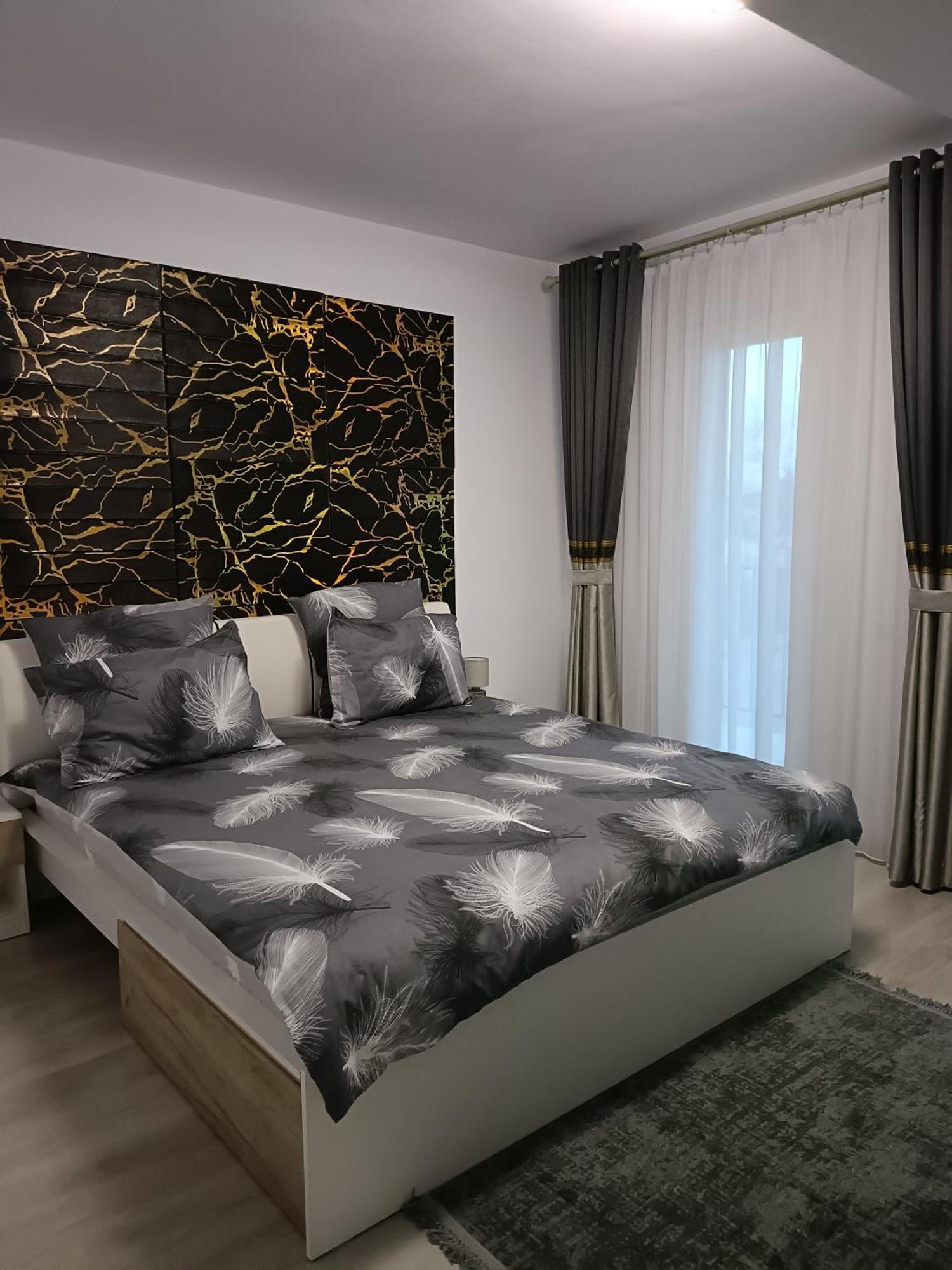 גורה הומורולווי Gh Apartments מראה חיצוני תמונה